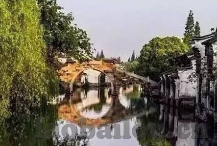 国产精品无圣光一区二区-国产精品，无圣光一区二区的艺术魅力与文化价值